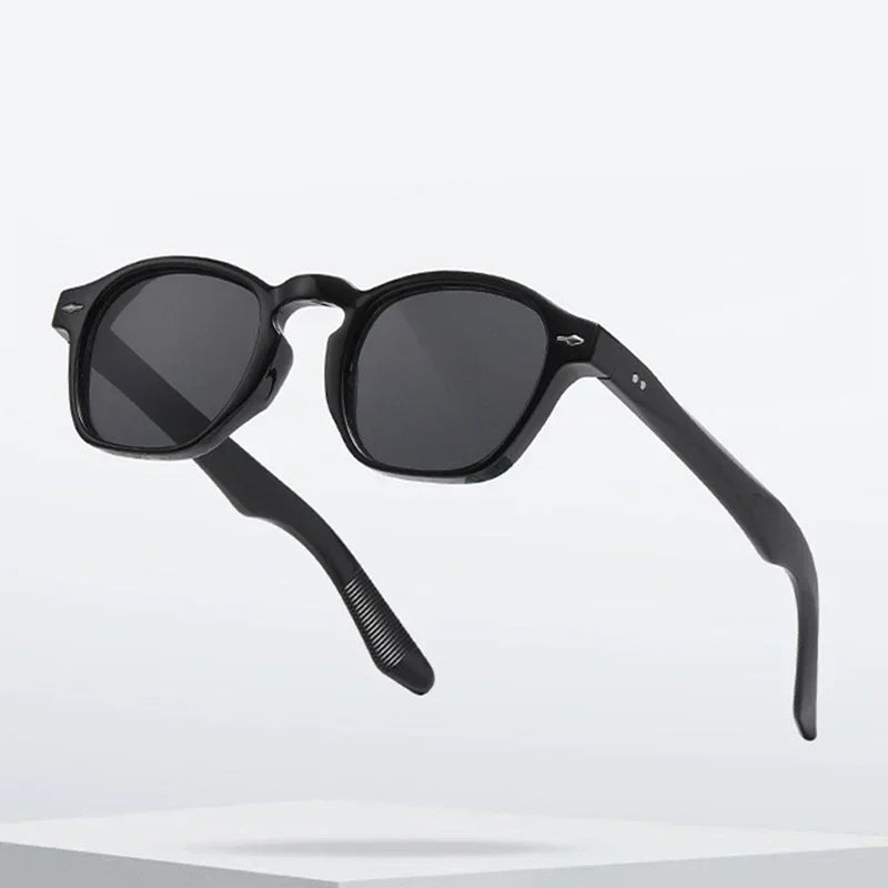 Óculos Retrô Lunare Neonis