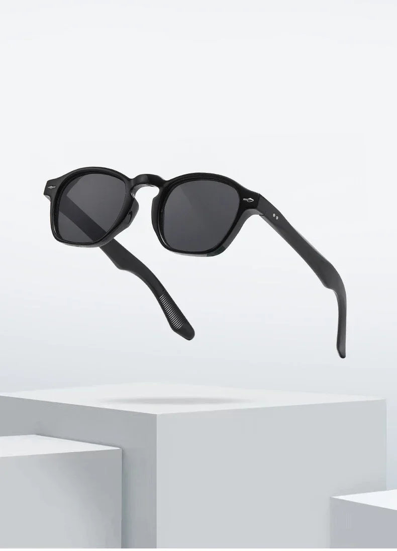 Óculos Retrô Lunare Neonis