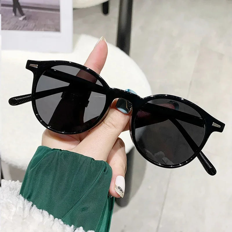 Óculos Retrô Lunare Velluto